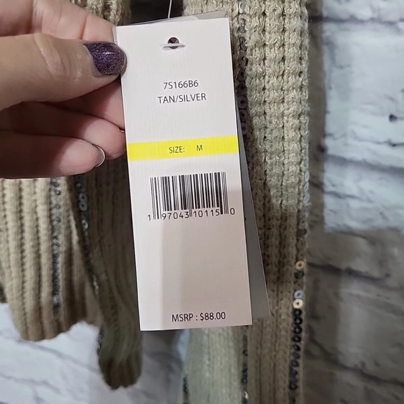 NWT Nanette Lepore Tan Short / Crop Sweater With Silver Sequins Medium - Picture 7 of 10